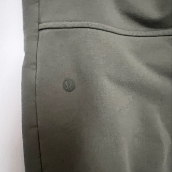 Olive green Men’s Lululemon ABC jogger Size Large - Picture 9 of 13